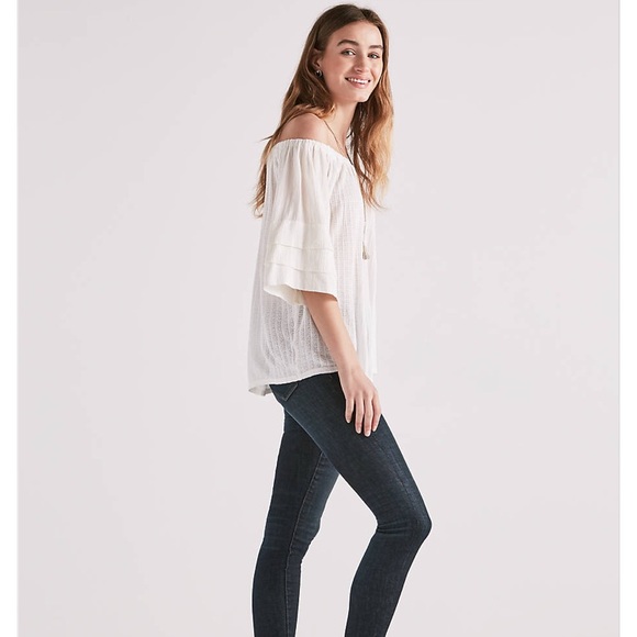 Lucky Brand Cream off the shoulder top - Picture 2 of 4